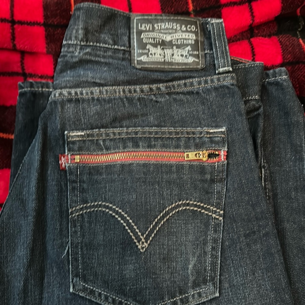 Used levies jeans 569 loose straight